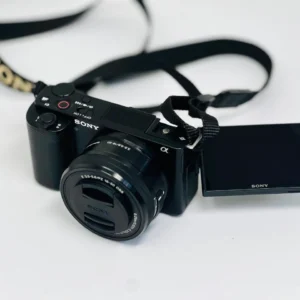 Camera body (ZV-E10) with Lens 18-55