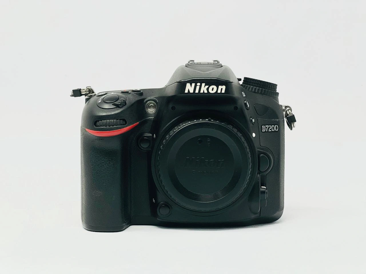 Camera Nikon D7200 with Lens 18-140 - Image 3
