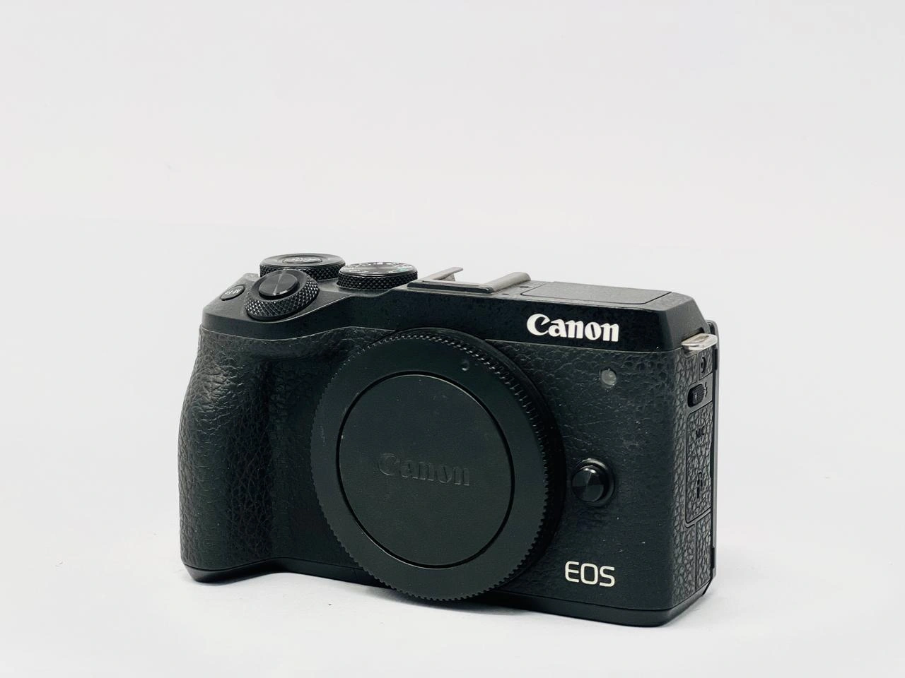 Camera body (M6-M2) (32.5MP) with Lens 18-55 - Image 3