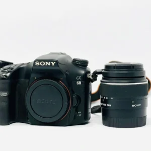 Camera body sony A68 with Lens 18-55
