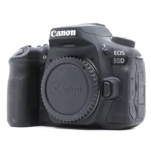 Camera body Canon 90D with Lens 18-135