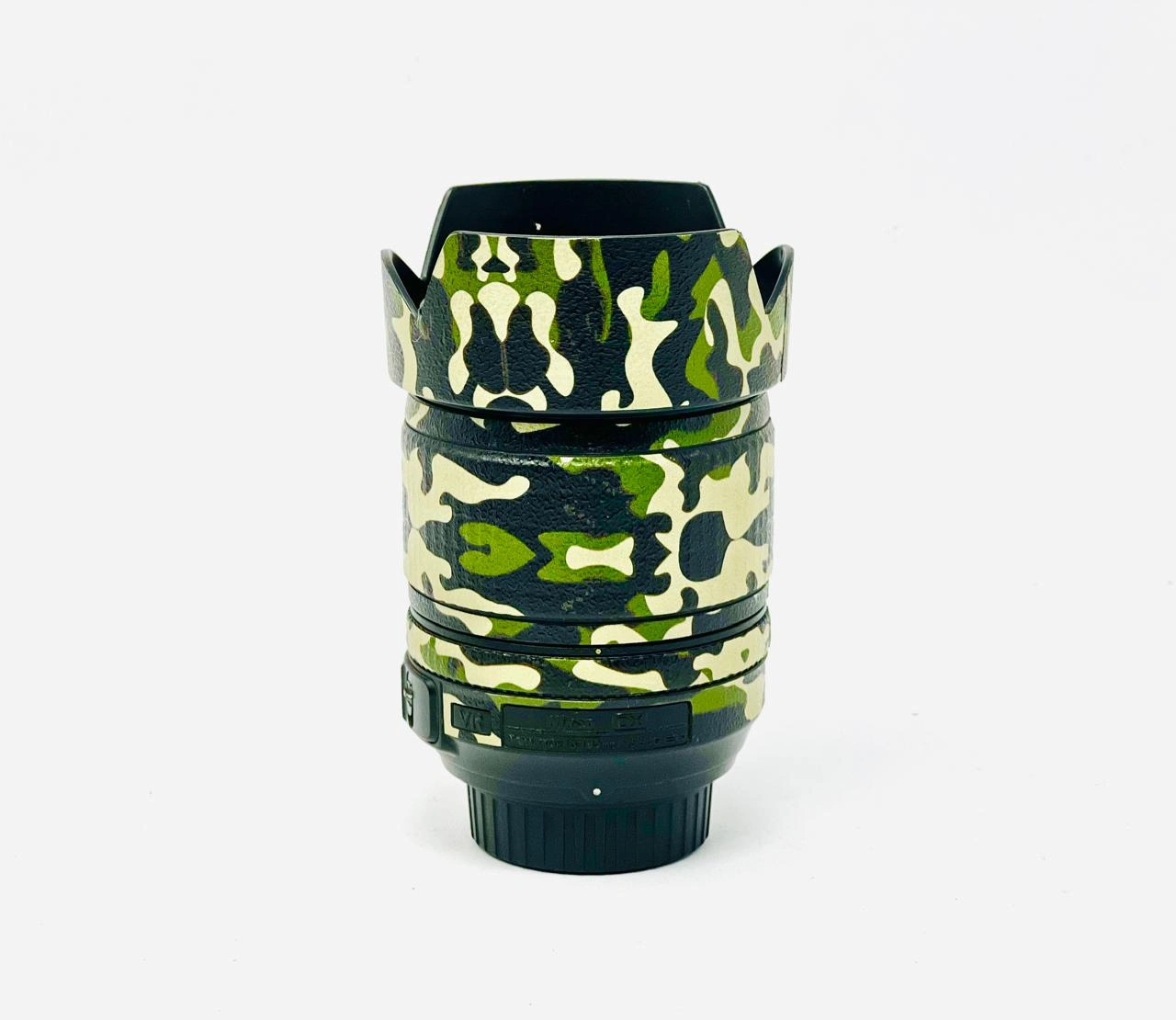 Camera Nikon D7000 with Lens 18-135 - Image 4